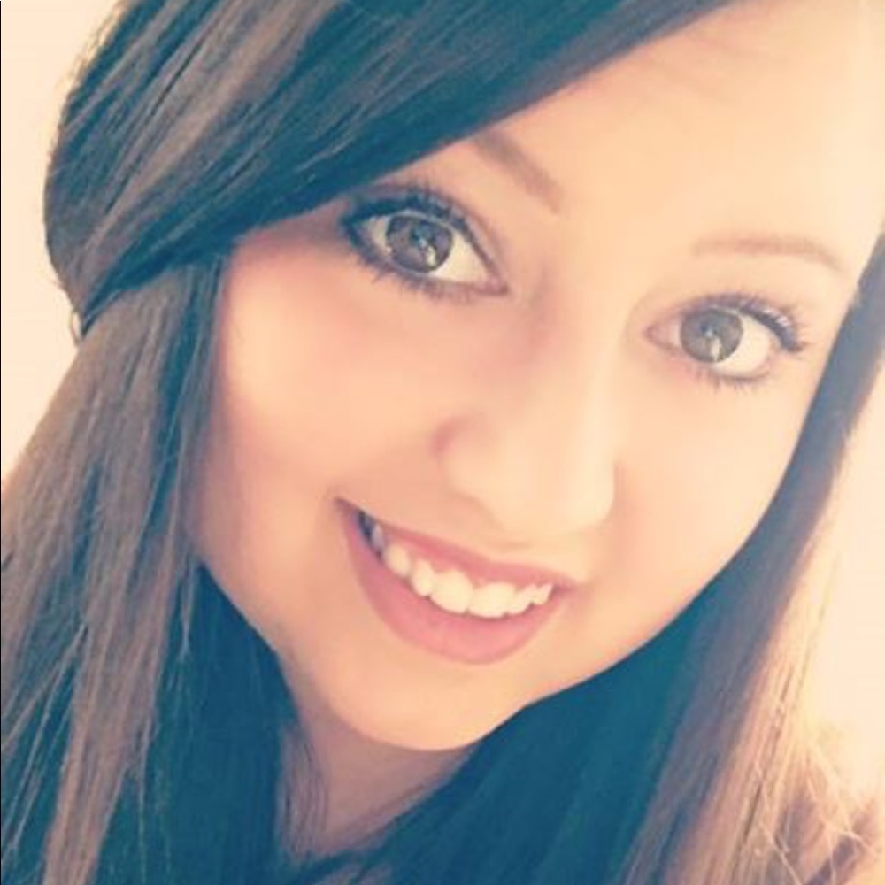 Meet your Posher, Jessica